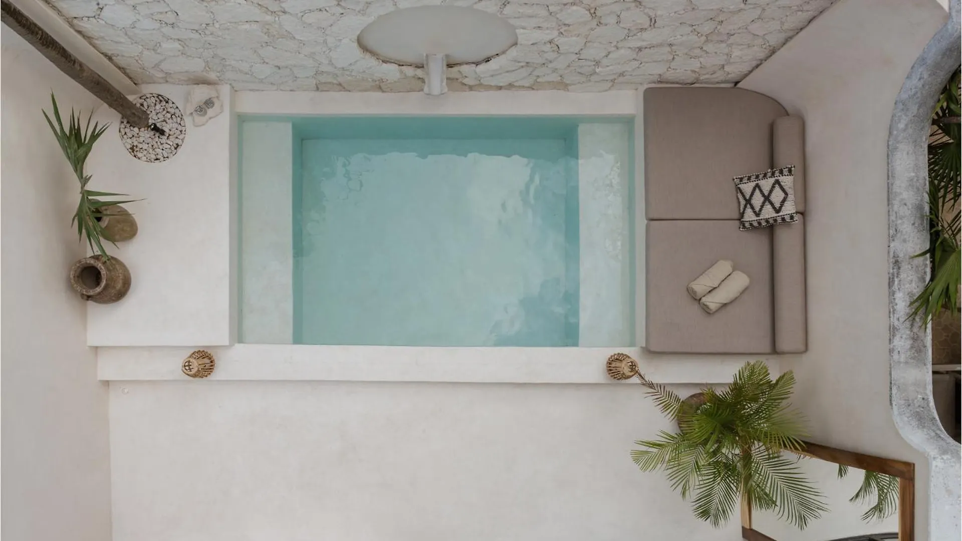 Aesthetic Design Suite Aire With Pool Κανκούν Διαμέρισμα